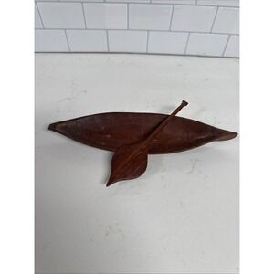 VTG Wood Canoe Hand Carved Minature With Wood Paddle Oar 10"x3"